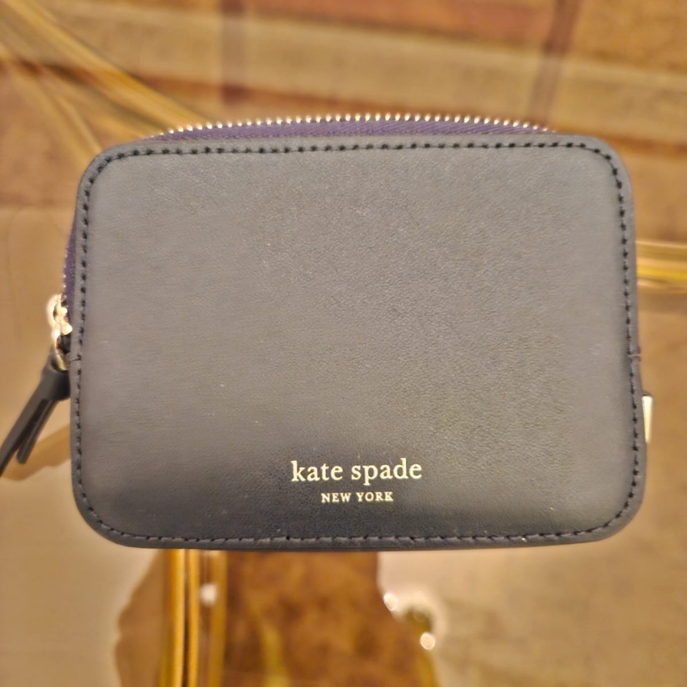 Kate Spade Wallet - Picture 1 of 2